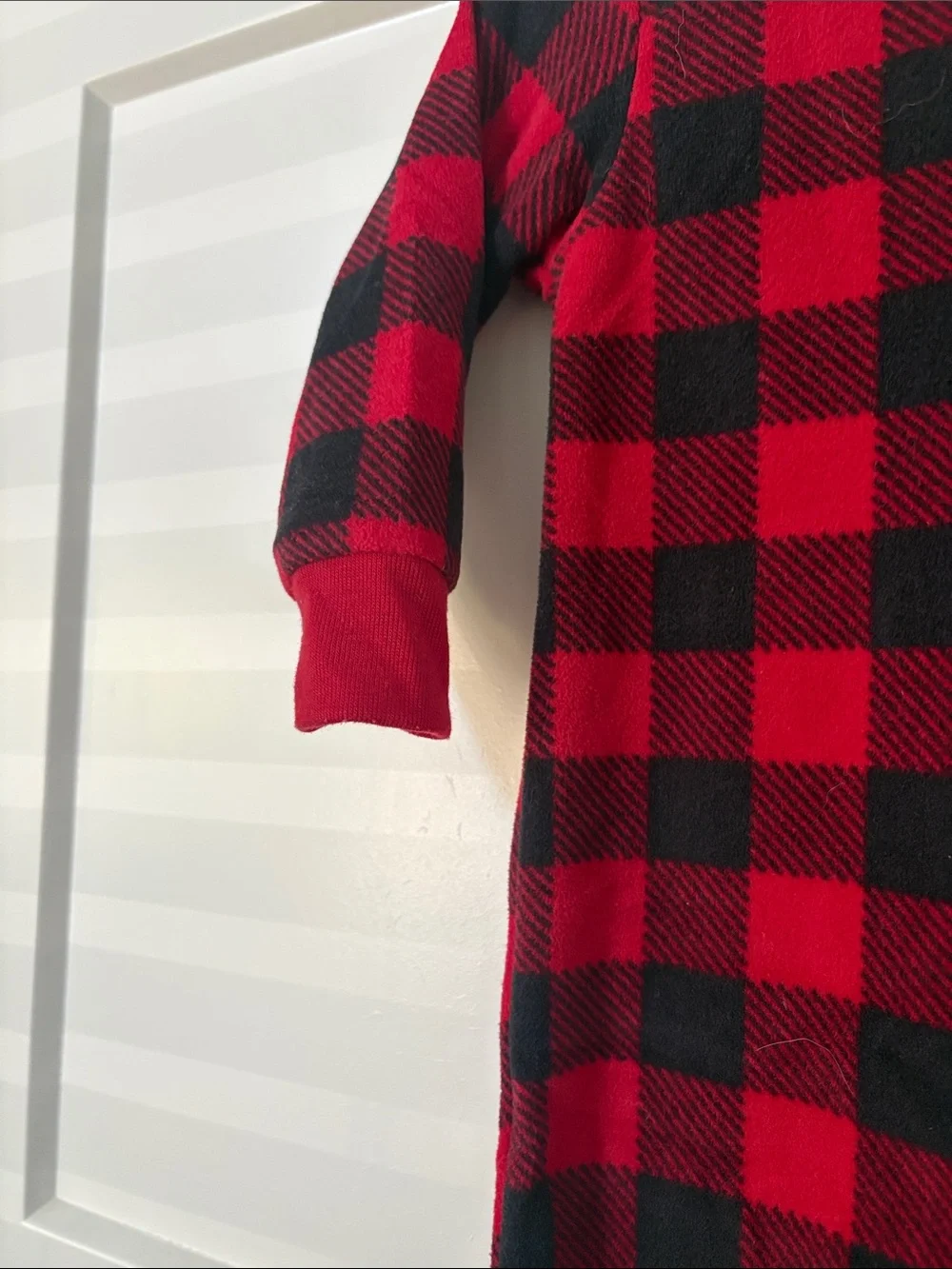 Carter's Red & Black Buffalo Plaid Santa Footed One-Piece Pajama 6-9 Months